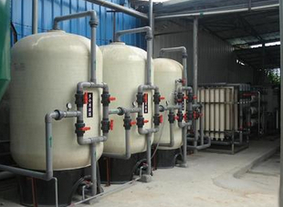 多罐全自動軟化水設備